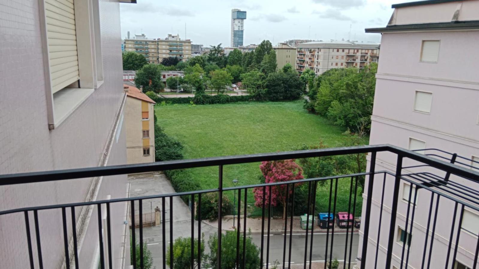 Sofia Apartment Местре Екстериор снимка